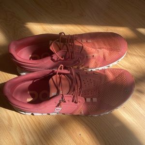 On Running - Cloud 5 running shoes, sz US women’s 8 - rust color